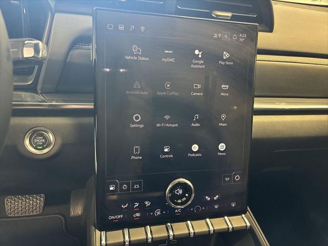 new 2025 GMC Terrain car, priced at $31,935