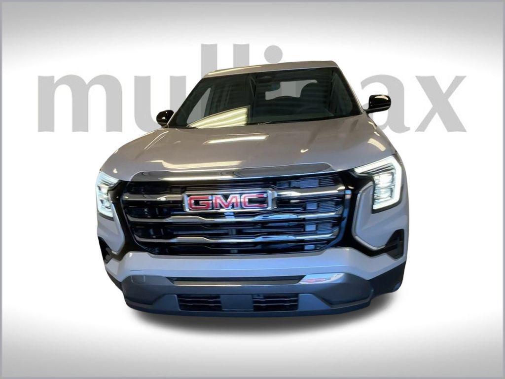 new 2025 GMC Terrain car, priced at $30,530