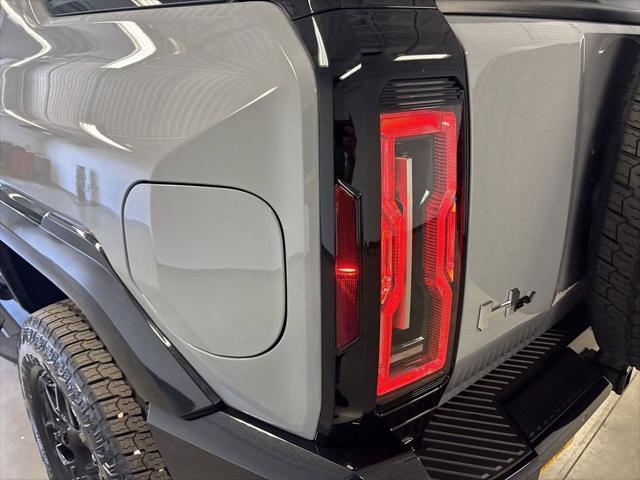 new 2025 GMC HUMMER EV SUV car, priced at $89,045
