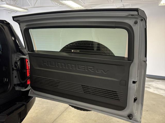 new 2025 GMC HUMMER EV SUV car, priced at $89,045