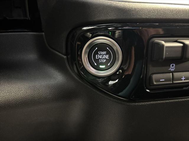 new 2025 GMC Sierra 1500 car, priced at $53,095