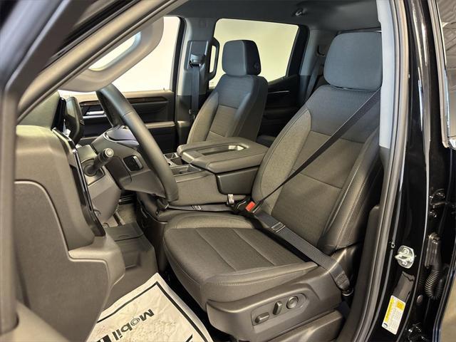 new 2025 GMC Sierra 1500 car, priced at $53,095