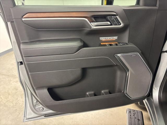 new 2025 GMC Sierra 1500 car, priced at $68,000