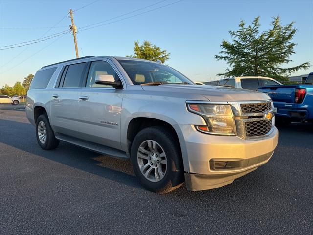 used 2016 Chevrolet Suburban car, priced at $19,500