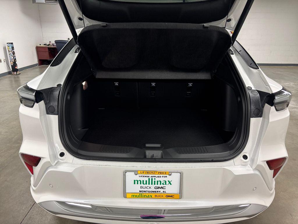 new 2026 Buick Envista car, priced at $32,245