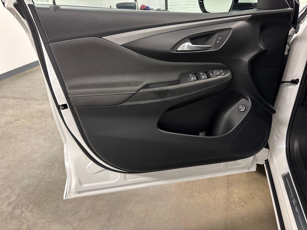 new 2026 Buick Envista car, priced at $32,245