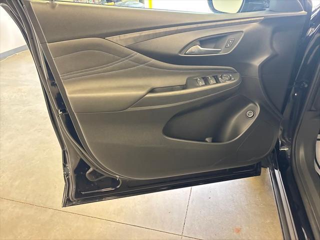 new 2025 Buick Envista car, priced at $30,355