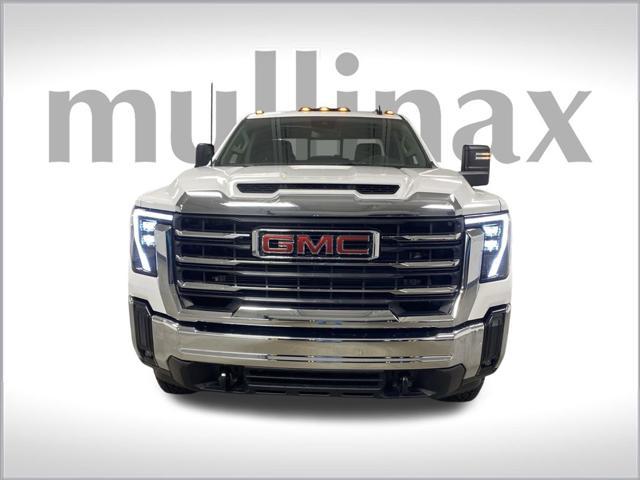 new 2024 GMC Sierra 2500 car, priced at $63,680