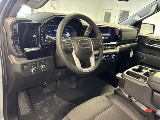 new 2025 GMC Sierra 1500 car, priced at $46,680