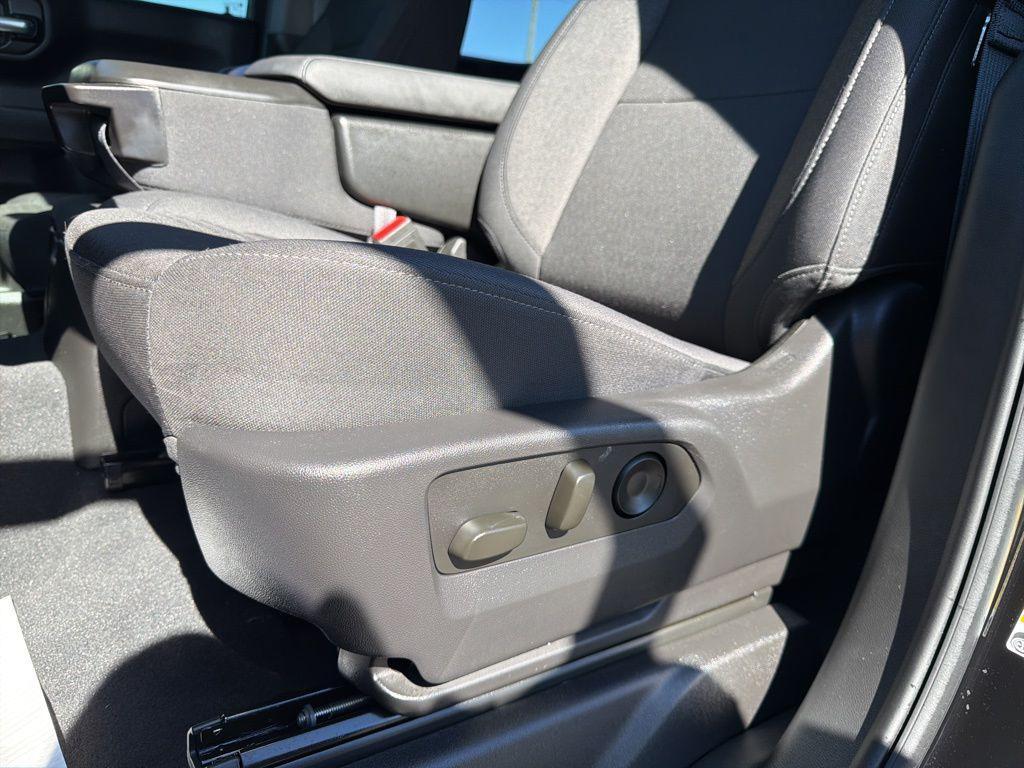 used 2025 Chevrolet Silverado 1500 car, priced at $39,500