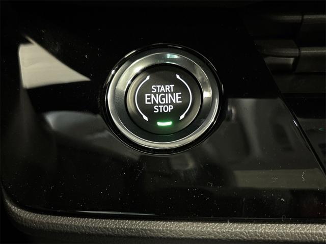 new 2025 Buick Envision car, priced at $44,480