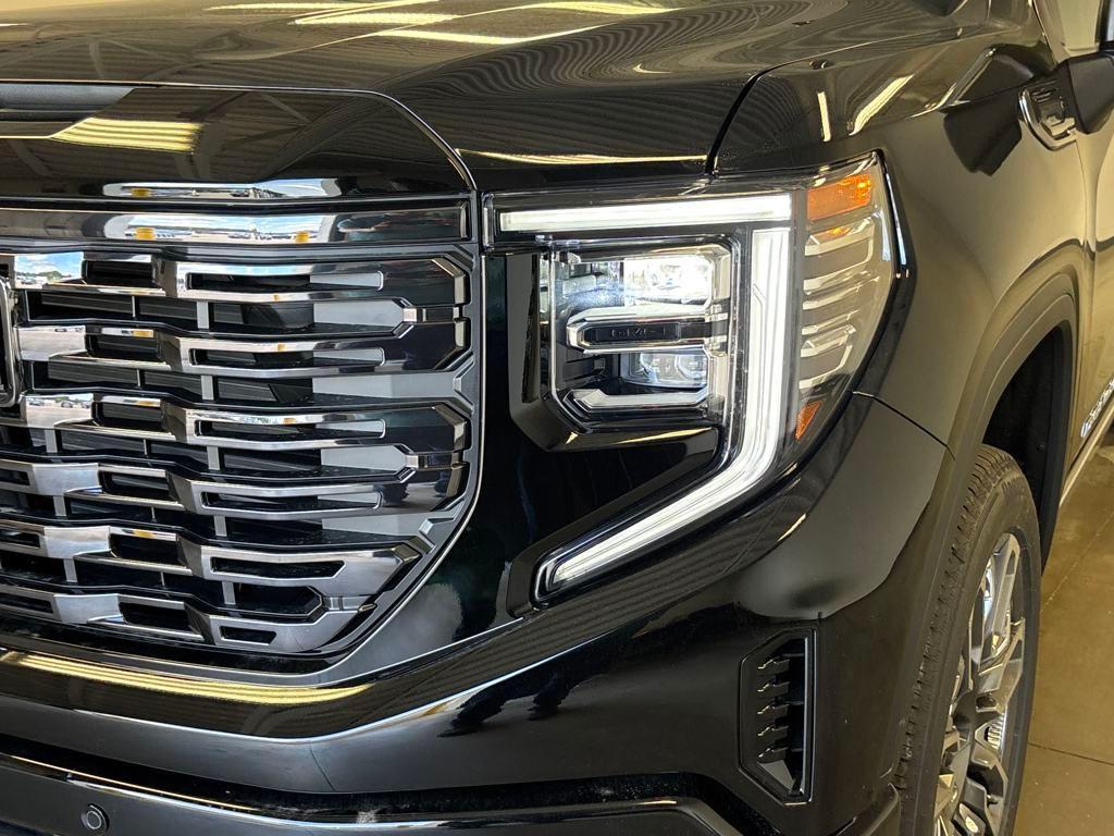new 2025 GMC Sierra 1500 car, priced at $79,934
