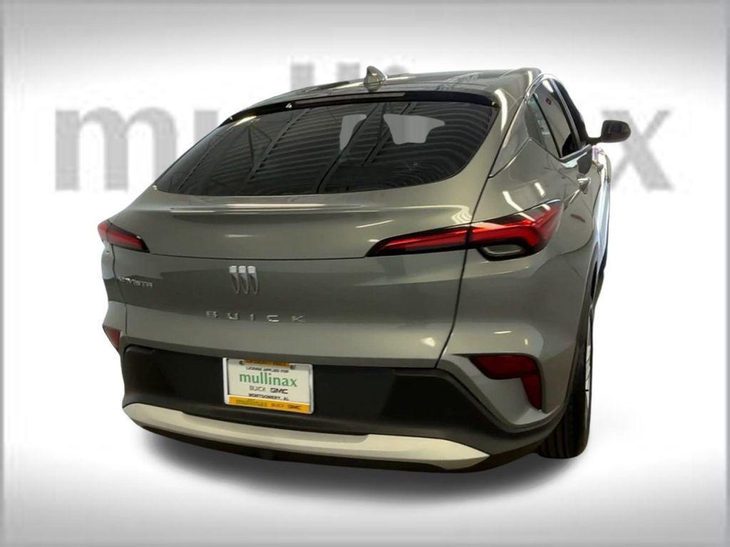 new 2025 Buick Envista car, priced at $24,770