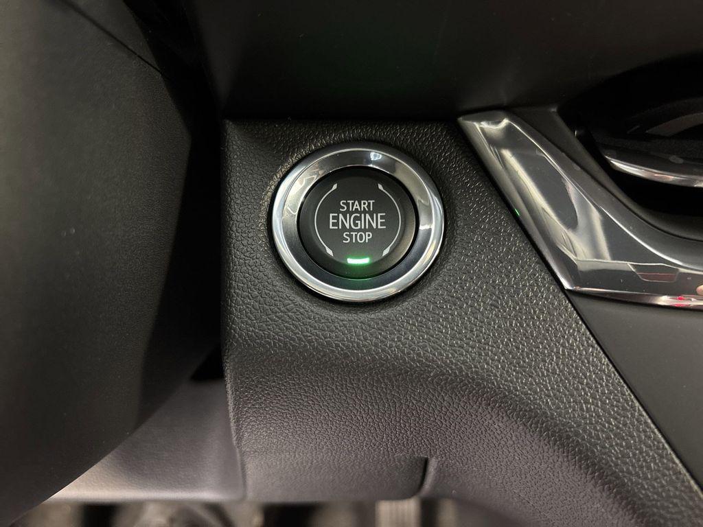 new 2025 Buick Envista car, priced at $24,770