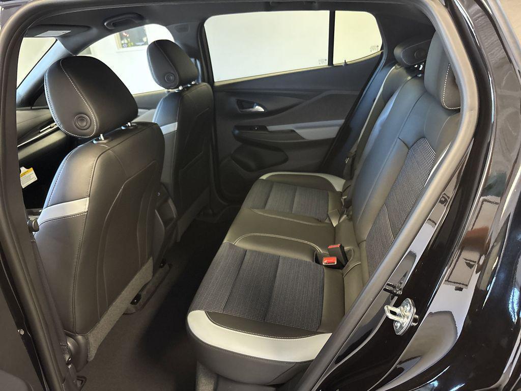 new 2025 Buick Envista car, priced at $24,340