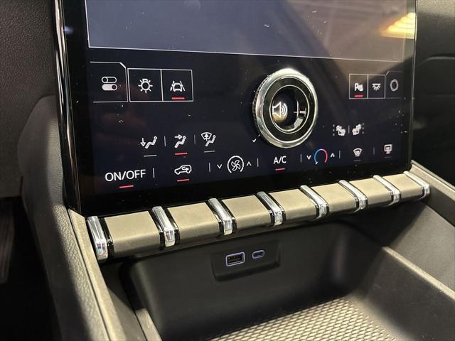 new 2025 GMC Terrain car, priced at $30,110