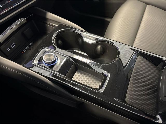 new 2025 Buick Envision car, priced at $35,446