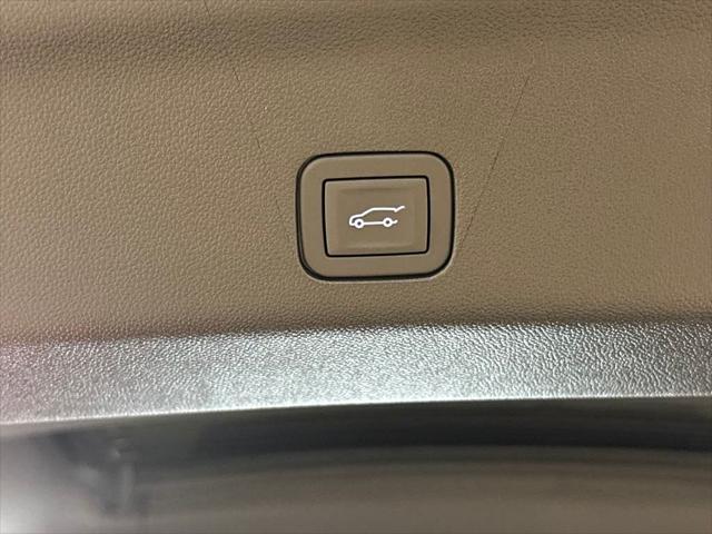 new 2025 GMC Yukon car, priced at $73,115