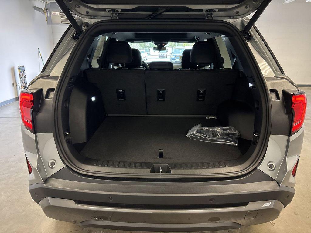 new 2025 GMC Terrain car, priced at $35,810