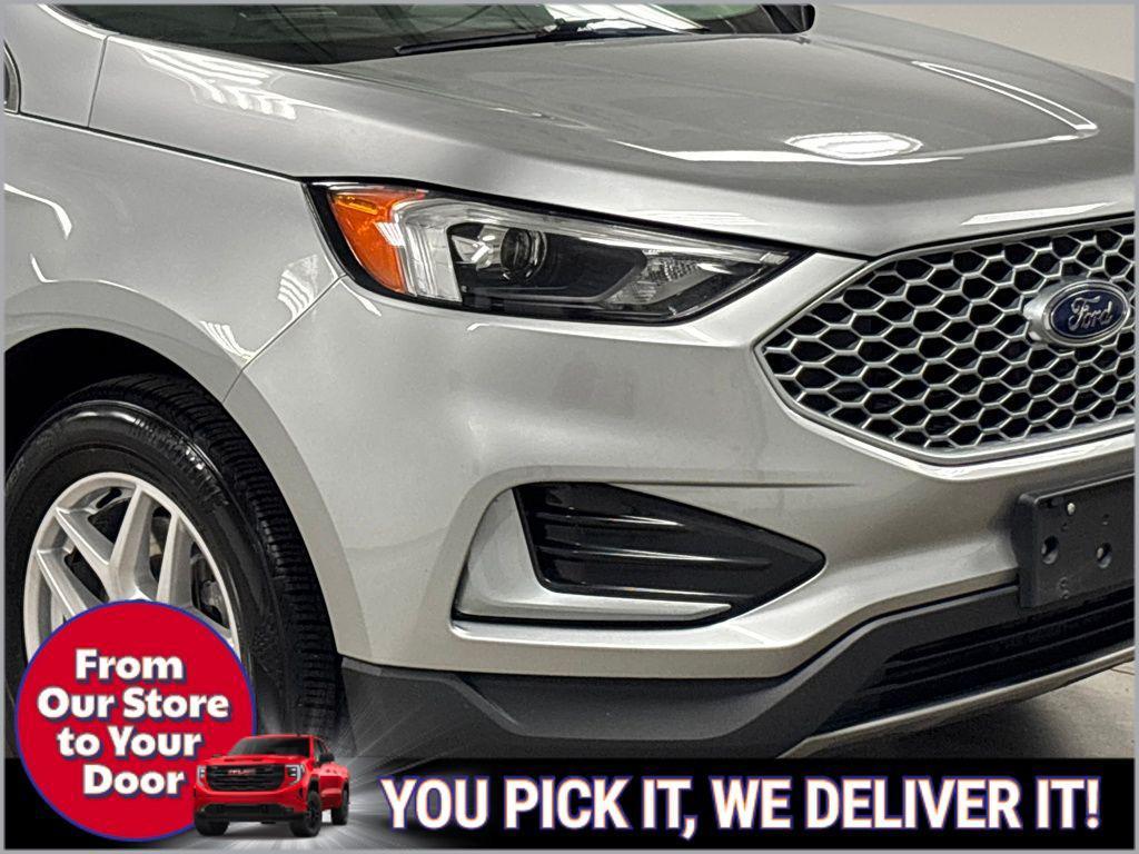 used 2023 Ford Edge car, priced at $17,900