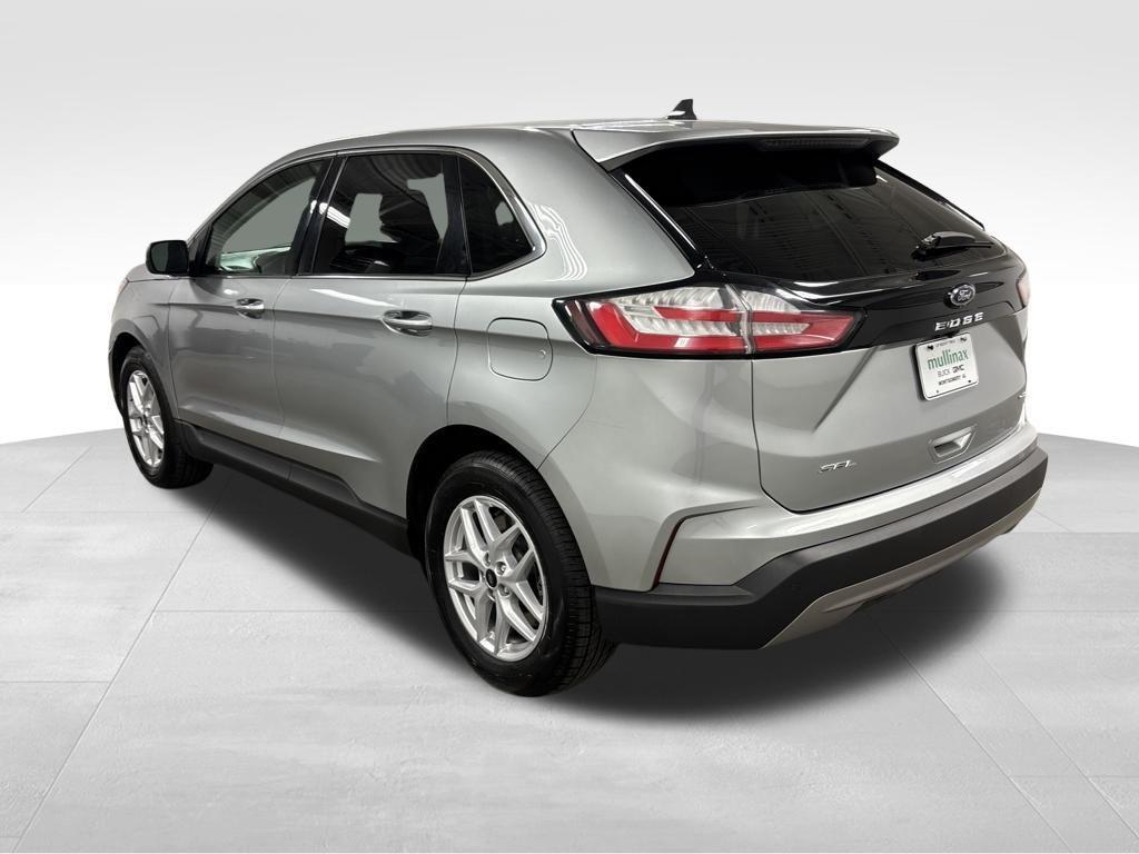 used 2023 Ford Edge car, priced at $17,900