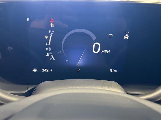 new 2025 Buick Envista car, priced at $27,765