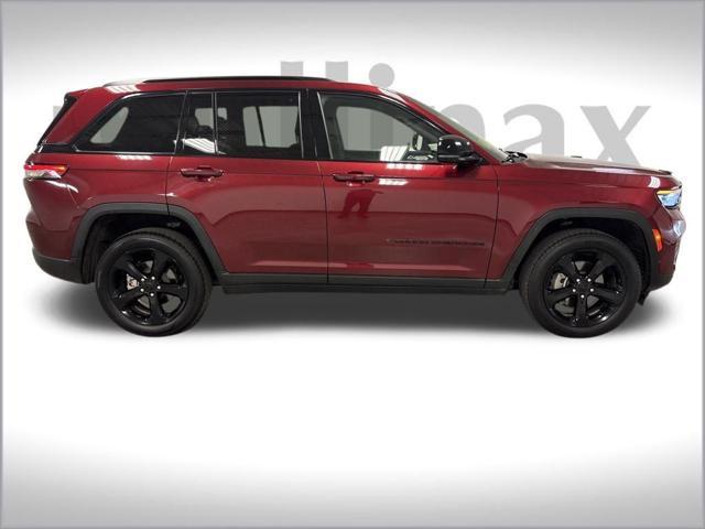 used 2023 Jeep Grand Cherokee car, priced at $28,500