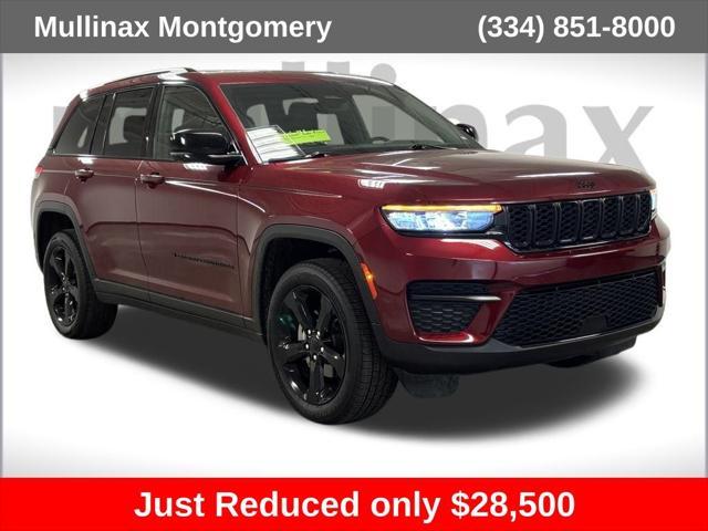 used 2023 Jeep Grand Cherokee car, priced at $28,500