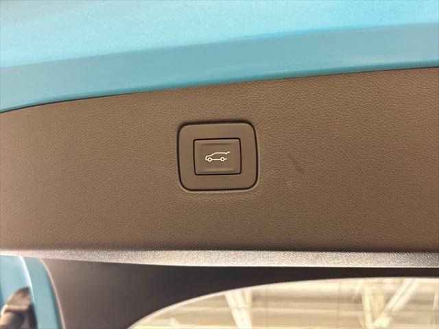 new 2025 Buick Envista car, priced at $30,355