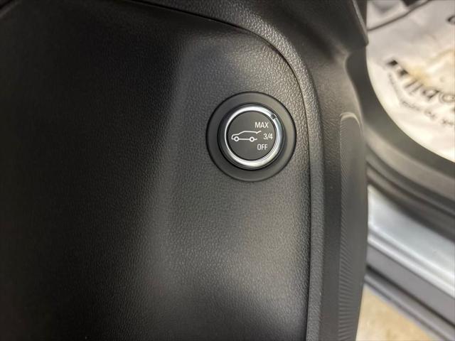 new 2025 Buick Envista car, priced at $27,065