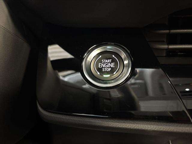 new 2025 Buick Envision car, priced at $40,650