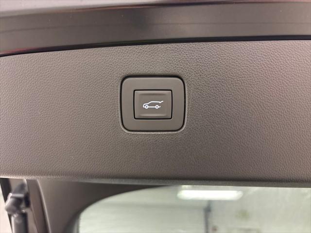 new 2025 Buick Envista car, priced at $29,025