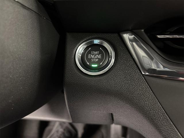 new 2025 Buick Envista car, priced at $27,220