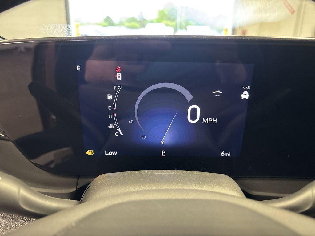 new 2025 Buick Envista car, priced at $22,704