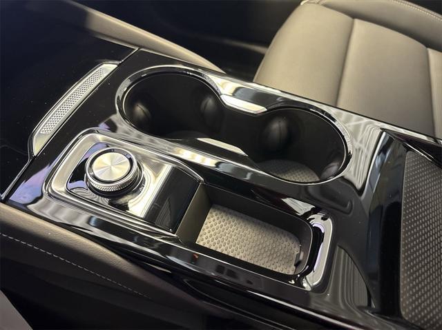 new 2025 Buick Envision car, priced at $44,475
