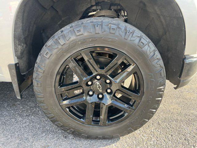 used 2022 Chevrolet Silverado 1500 Limited car, priced at $30,995