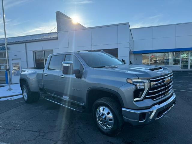 new 2025 Chevrolet Silverado 3500 car, priced at $72,500