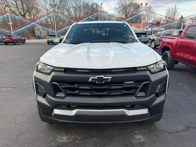 new 2025 Chevrolet Colorado car, priced at $44,225