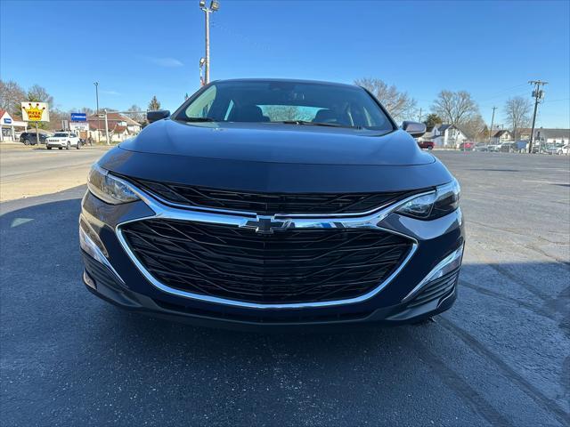 new 2025 Chevrolet Malibu car, priced at $28,245