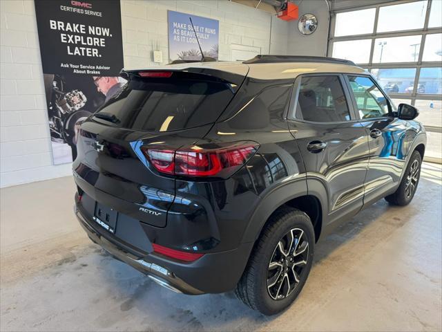 new 2025 Chevrolet TrailBlazer car, priced at $30,305