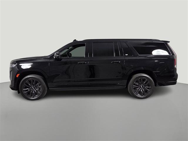 used 2023 Cadillac Escalade ESV car, priced at $78,619