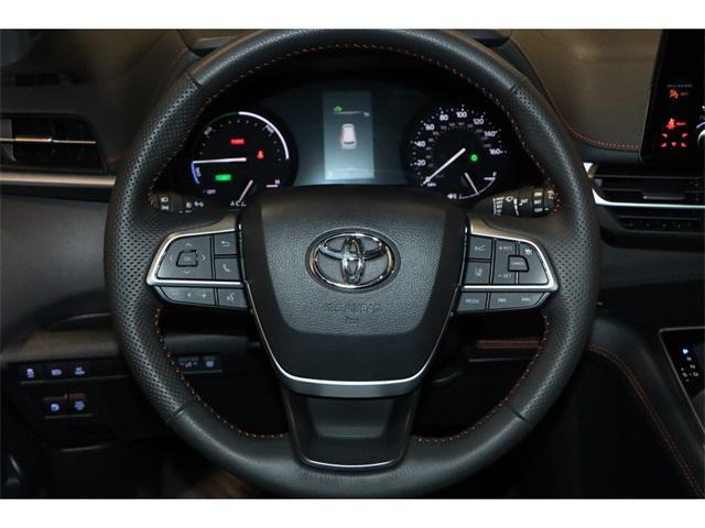 used 2024 Toyota Sienna car, priced at $48,920