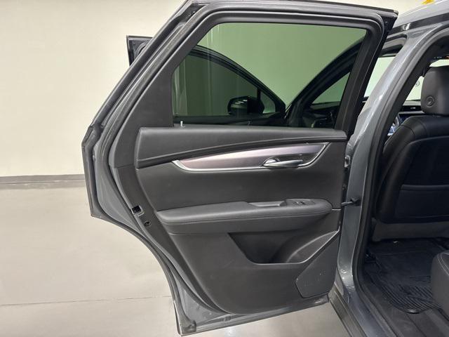 used 2021 Cadillac XT5 car, priced at $24,599