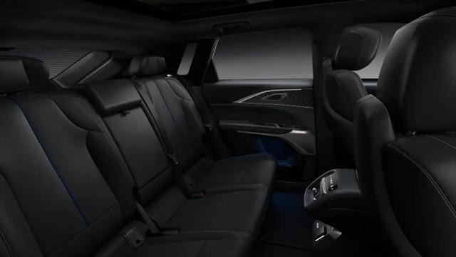 new 2024 Cadillac LYRIQ car