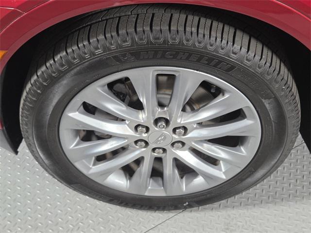 used 2019 Cadillac XT5 car, priced at $23,399