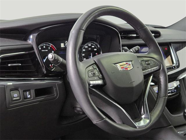 used 2025 Cadillac XT6 car, priced at $47,074