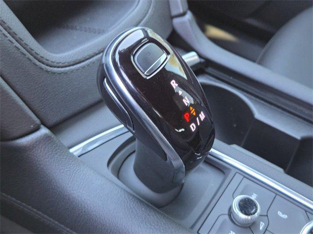 new 2025 Cadillac XT6 car, priced at $45,759