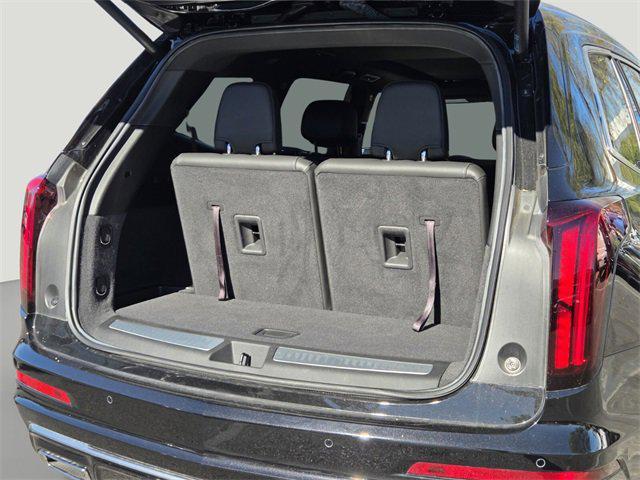 new 2025 Cadillac XT6 car, priced at $45,759