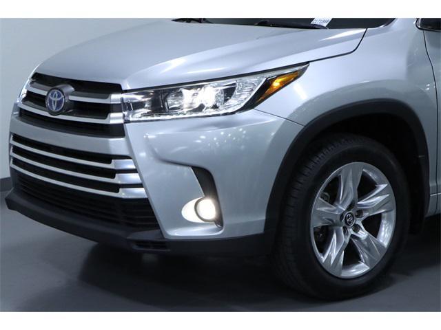 used 2017 Toyota Highlander Hybrid car, priced at $29,991