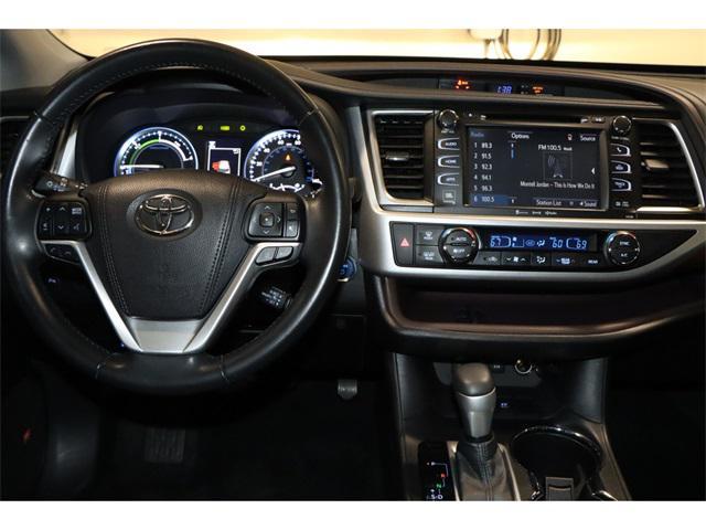 used 2017 Toyota Highlander Hybrid car, priced at $29,991